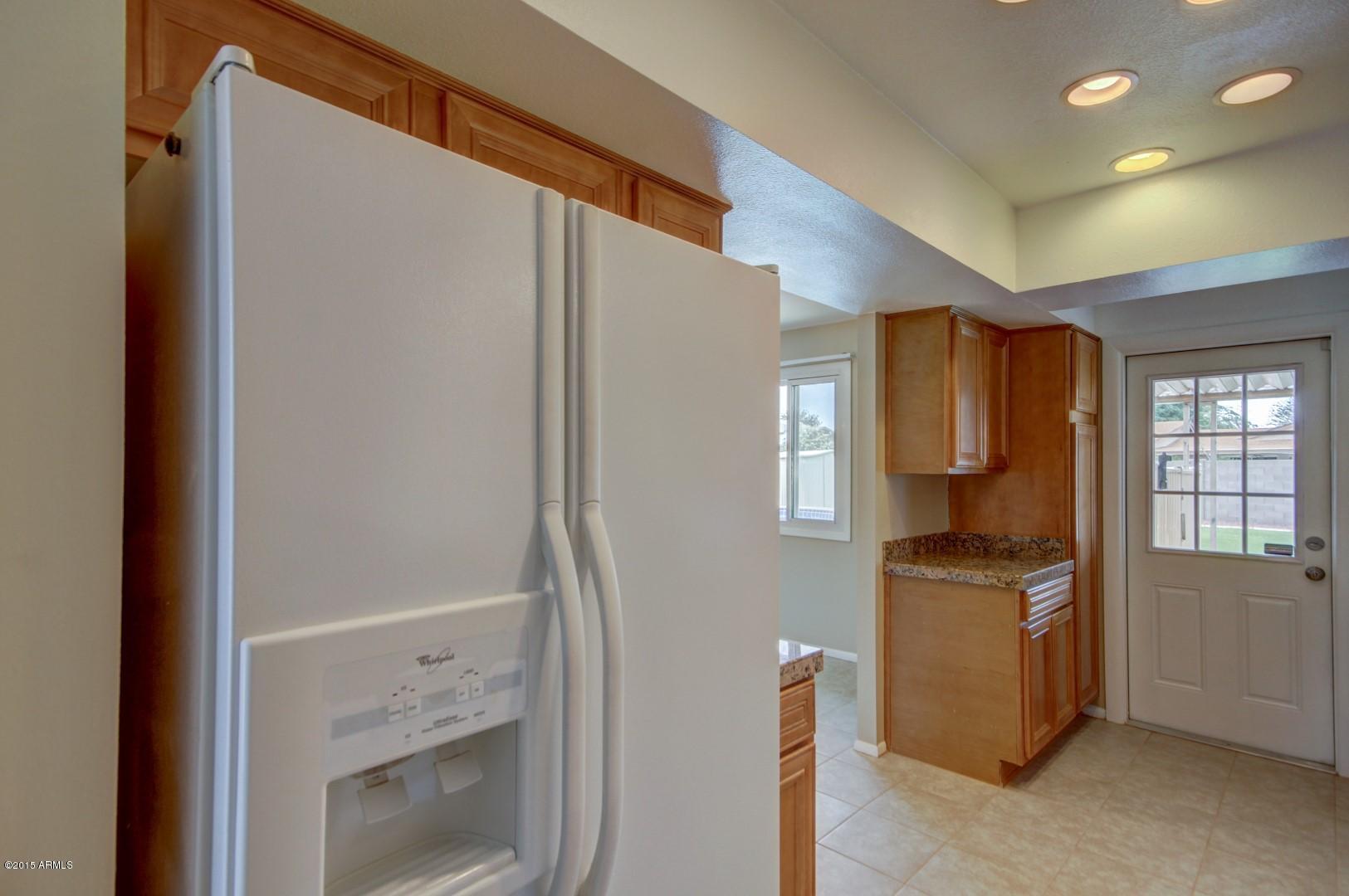 3140 West Hearn Road Phoenix, AZ 85053 - Photo 4 of 18 HEARN (18)