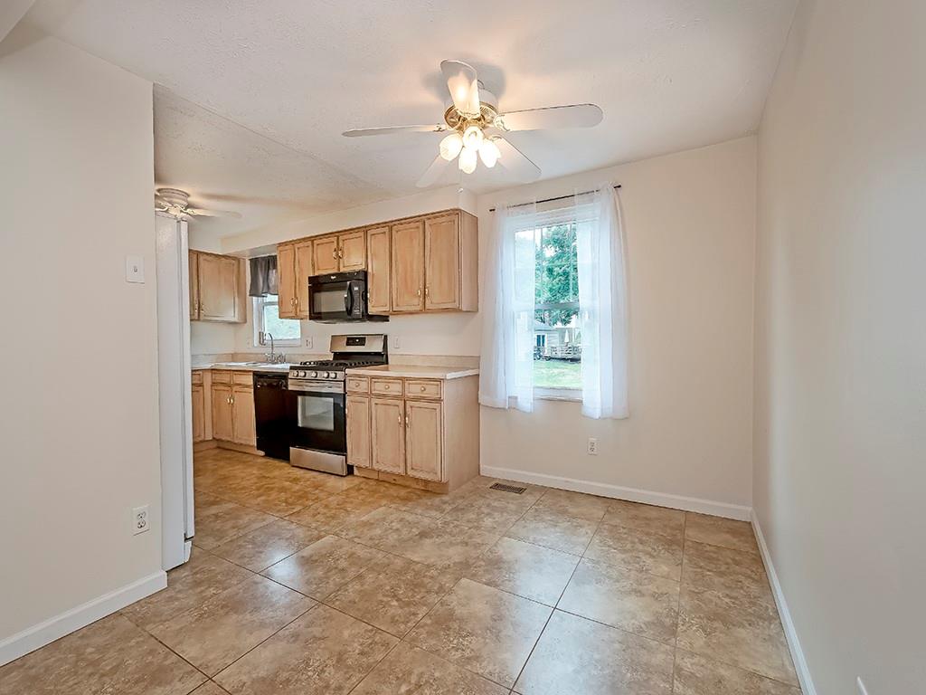 152 Fox Run Road Cranberry Township, PA 16066 - Photo 12 of 24 Gallery Image 12