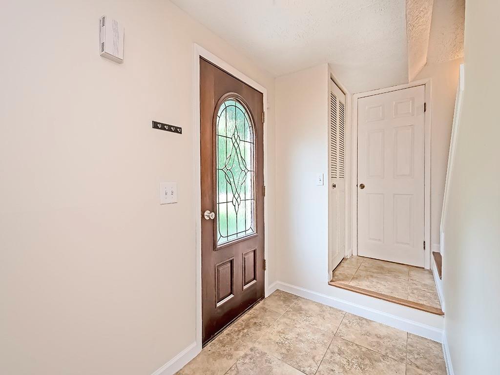 152 Fox Run Road Cranberry Township, PA 16066 - Photo 6 of 24 Gallery Image 6