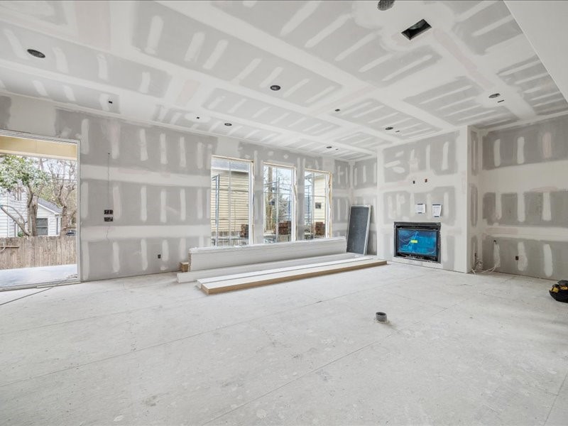 2514 Southgate Boulevard Houston, TX 77030 - Photo 12 of 38 Family Room with gas fireplace and built in storage