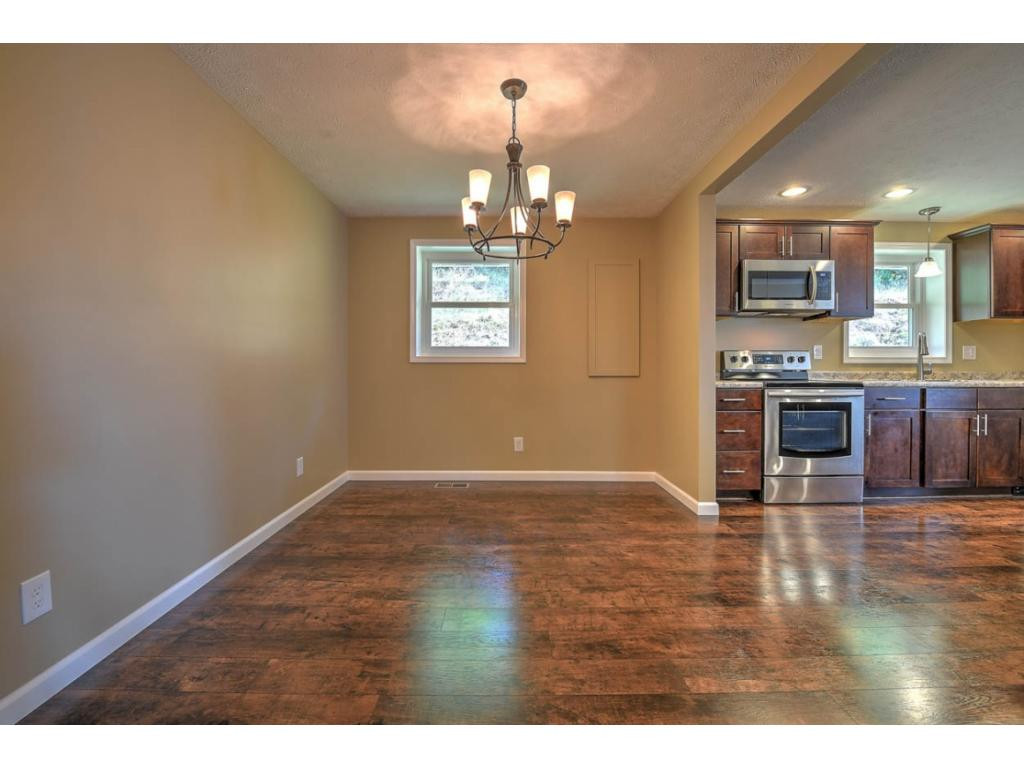 2040 Gregory Road Kingsport, TN 37665 - Photo 13 of 36 Photo 13