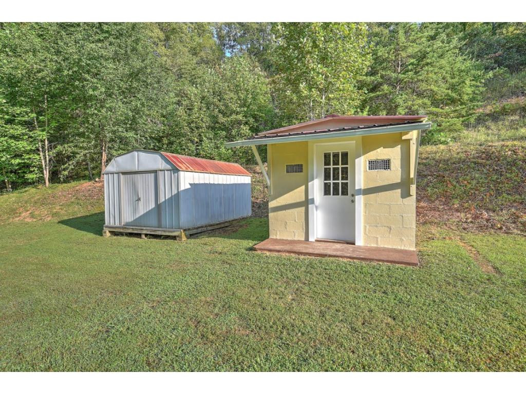 2040 Gregory Road Kingsport, TN 37665 - Photo 34 of 36 Photo 34