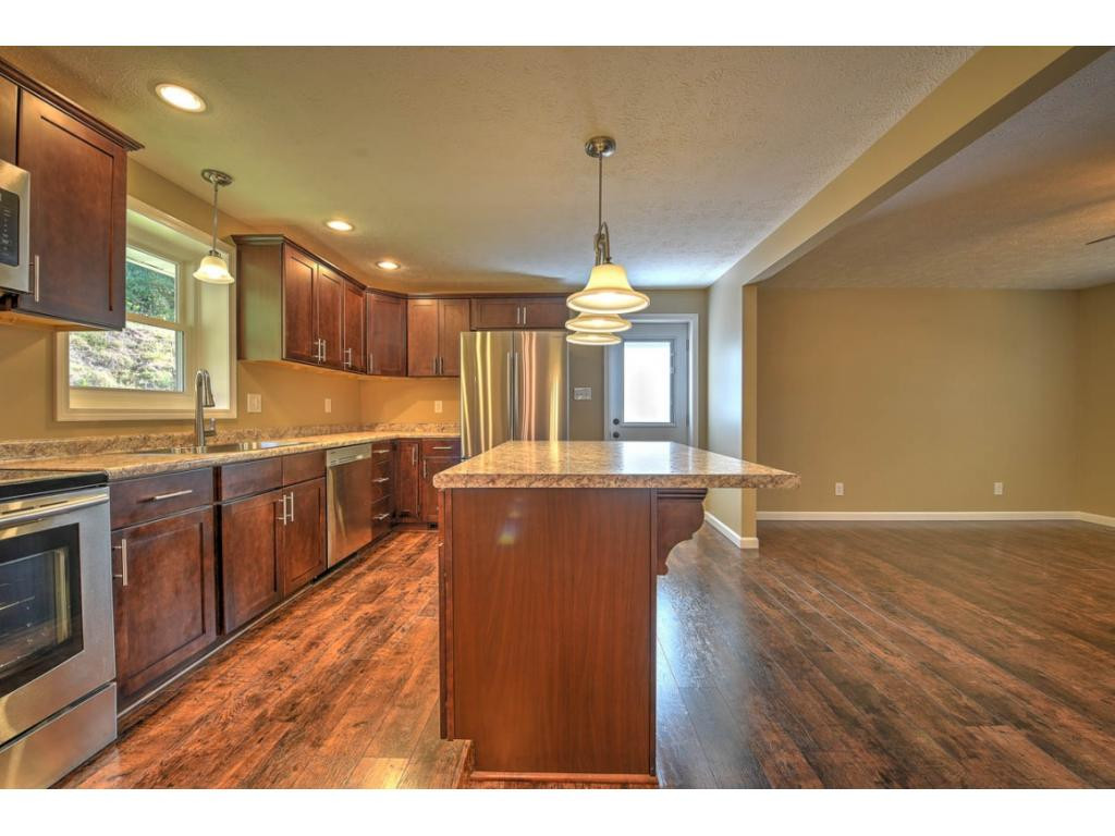2040 Gregory Road Kingsport, TN 37665 - Photo 8 of 36 Photo 8