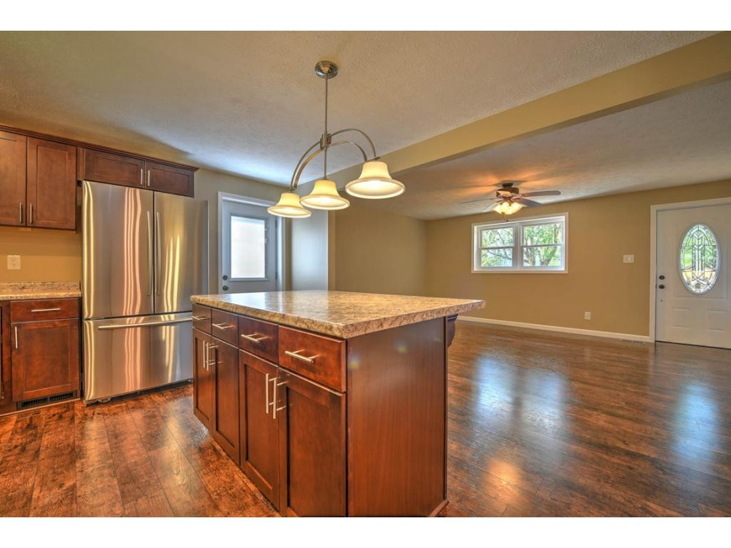 2040 Gregory Road Kingsport, TN 37665 - Photo 9 of 36 Photo 9