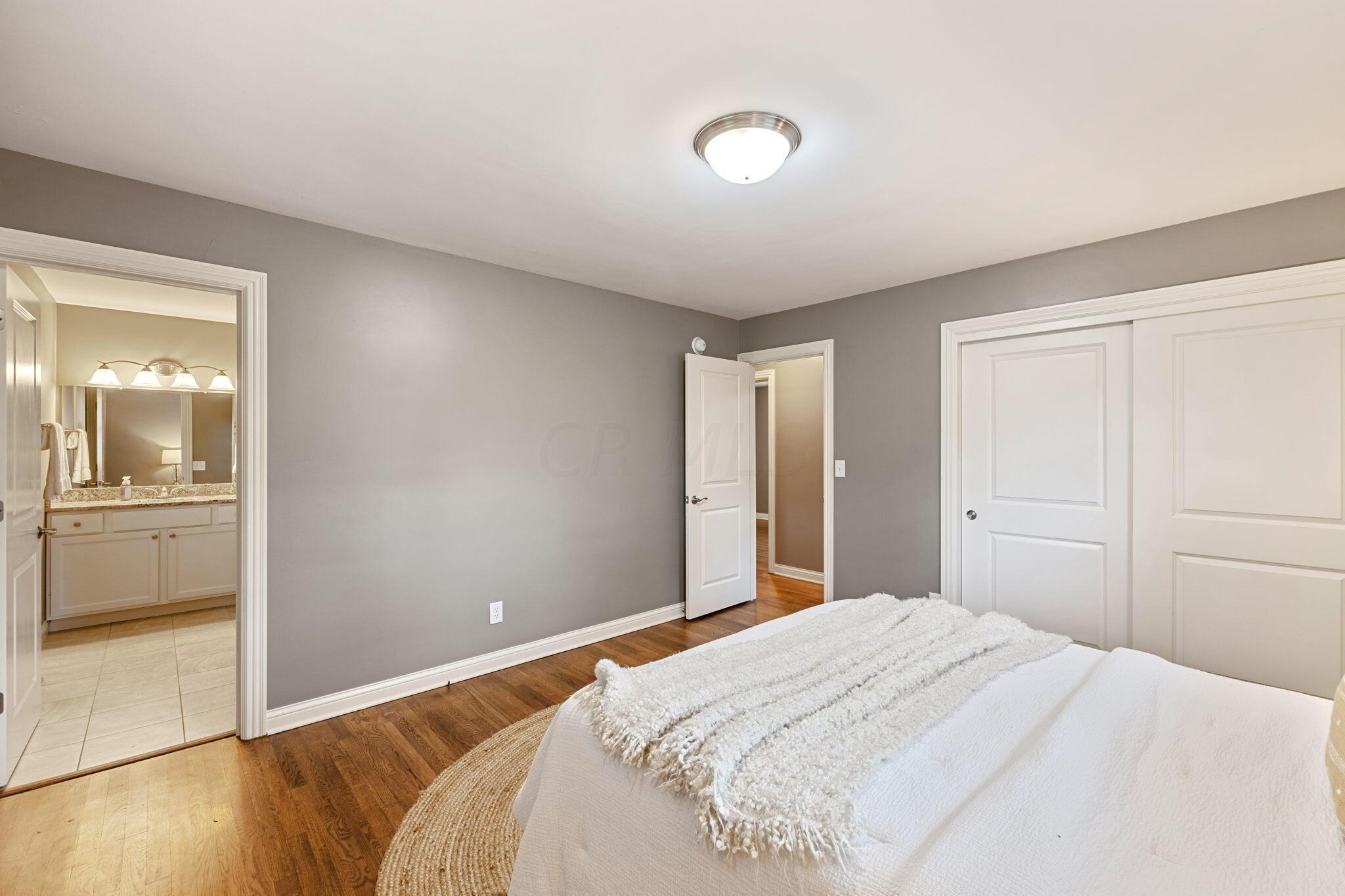 3951 Mountview Road Columbus, OH 43220 - Photo 20 of 35 Owners Suite (Bedroom 2)
