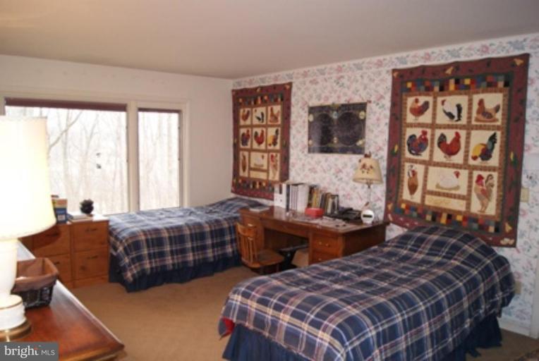 206 Richmond Road Castleton, VA 22716 - Photo 7 of 28 Bedroom #1