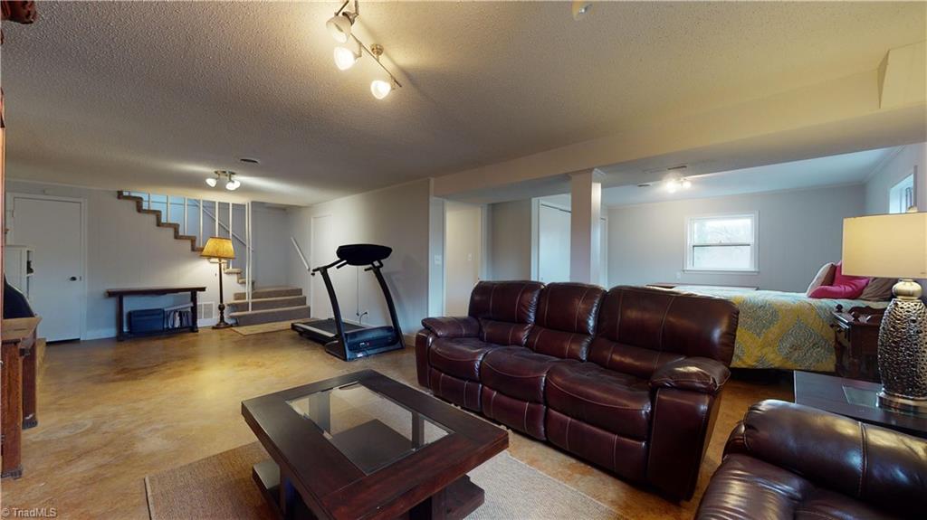 7073 Bridgewood Road Clemmons, NC 27012 - Photo 23 of 26 Gallery Image 23