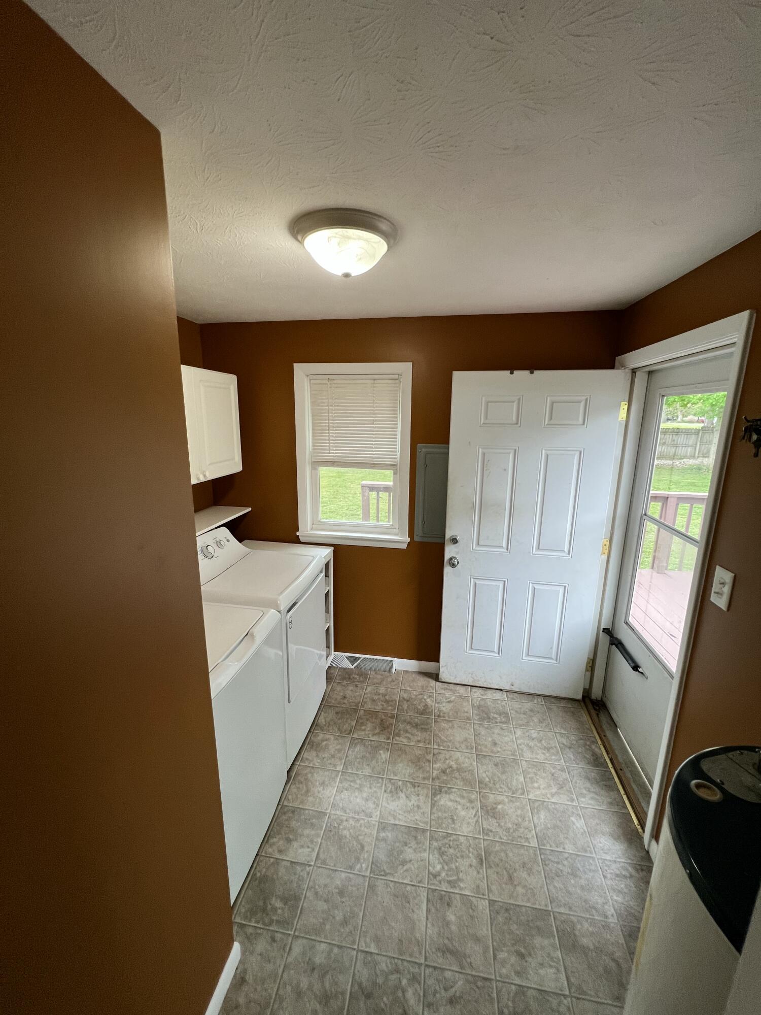 104 Ontario Road Niles, MI 49120 - Photo 25 of 43 IMG_4256