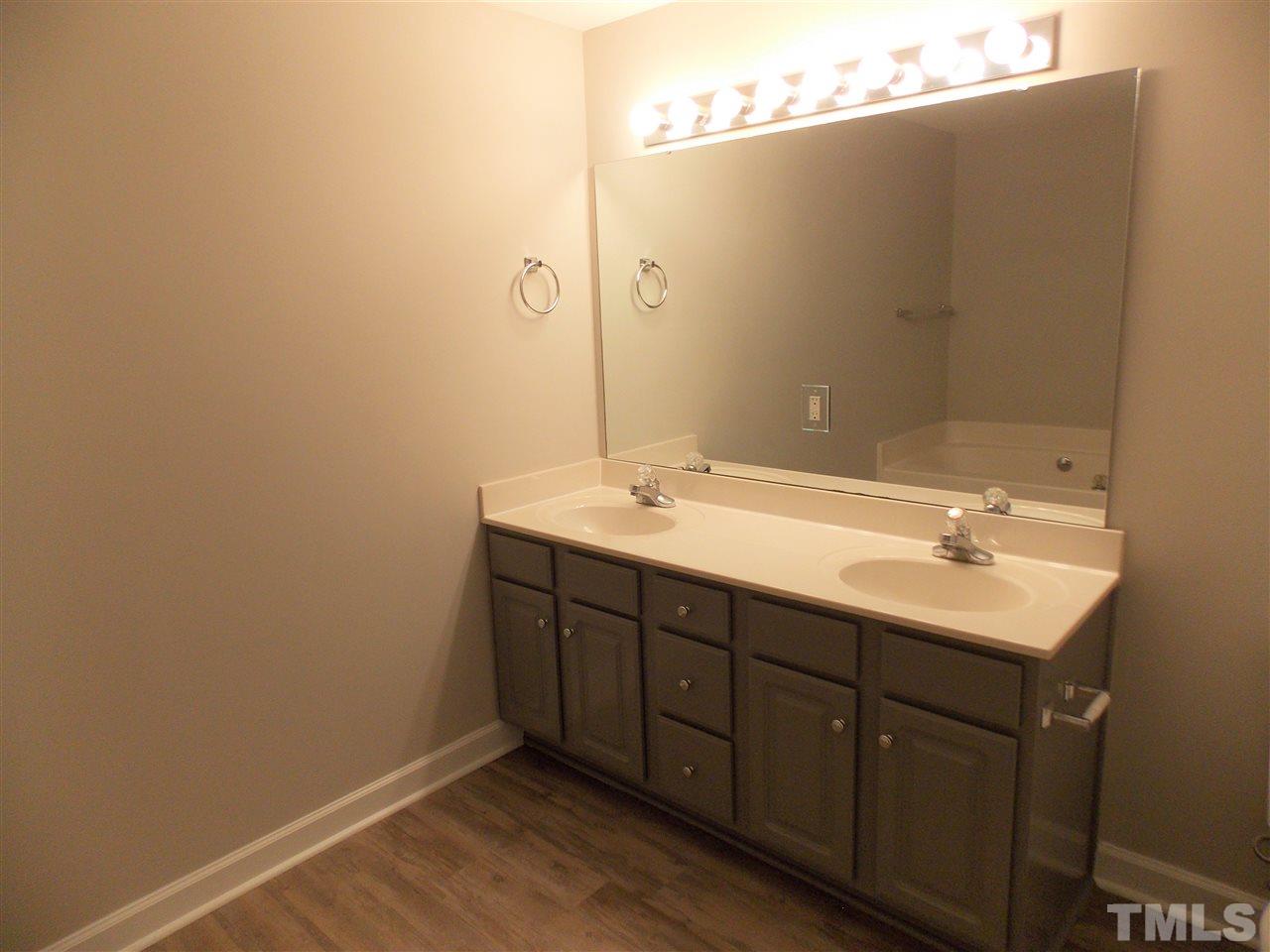 7022 Sandy Forks Road, Unit 202 Raleigh, NC 27615 - Photo 12 of 18