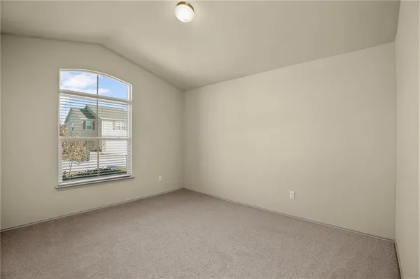 $1,575 | 112 Hondo Gap Lane, Jarrell, TX 76537