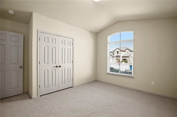 $1,575 | 112 Hondo Gap Lane, Jarrell, TX 76537