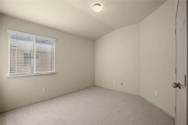 $1,575 | 112 Hondo Gap Lane, Jarrell, TX 76537