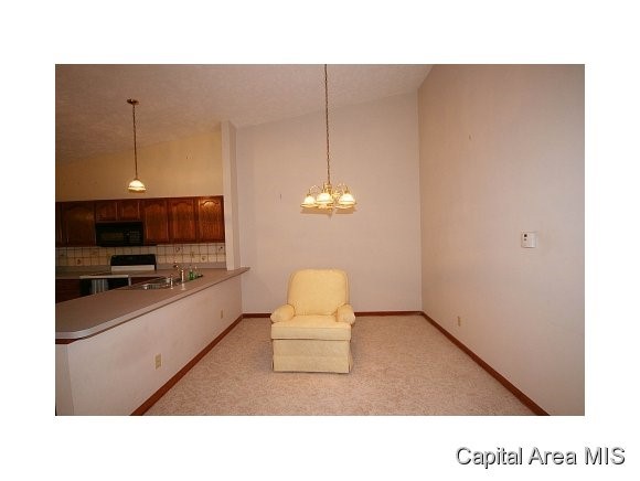 2402 Checkerberry Lane Springfield, IL 62711 - Photo 6 of 11