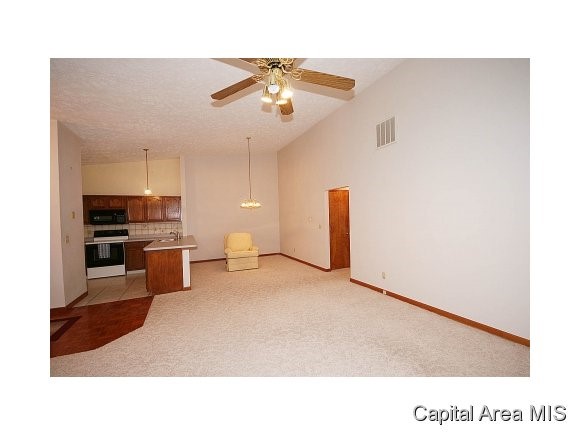 2402 Checkerberry Lane Springfield, IL 62711 - Photo 7 of 11