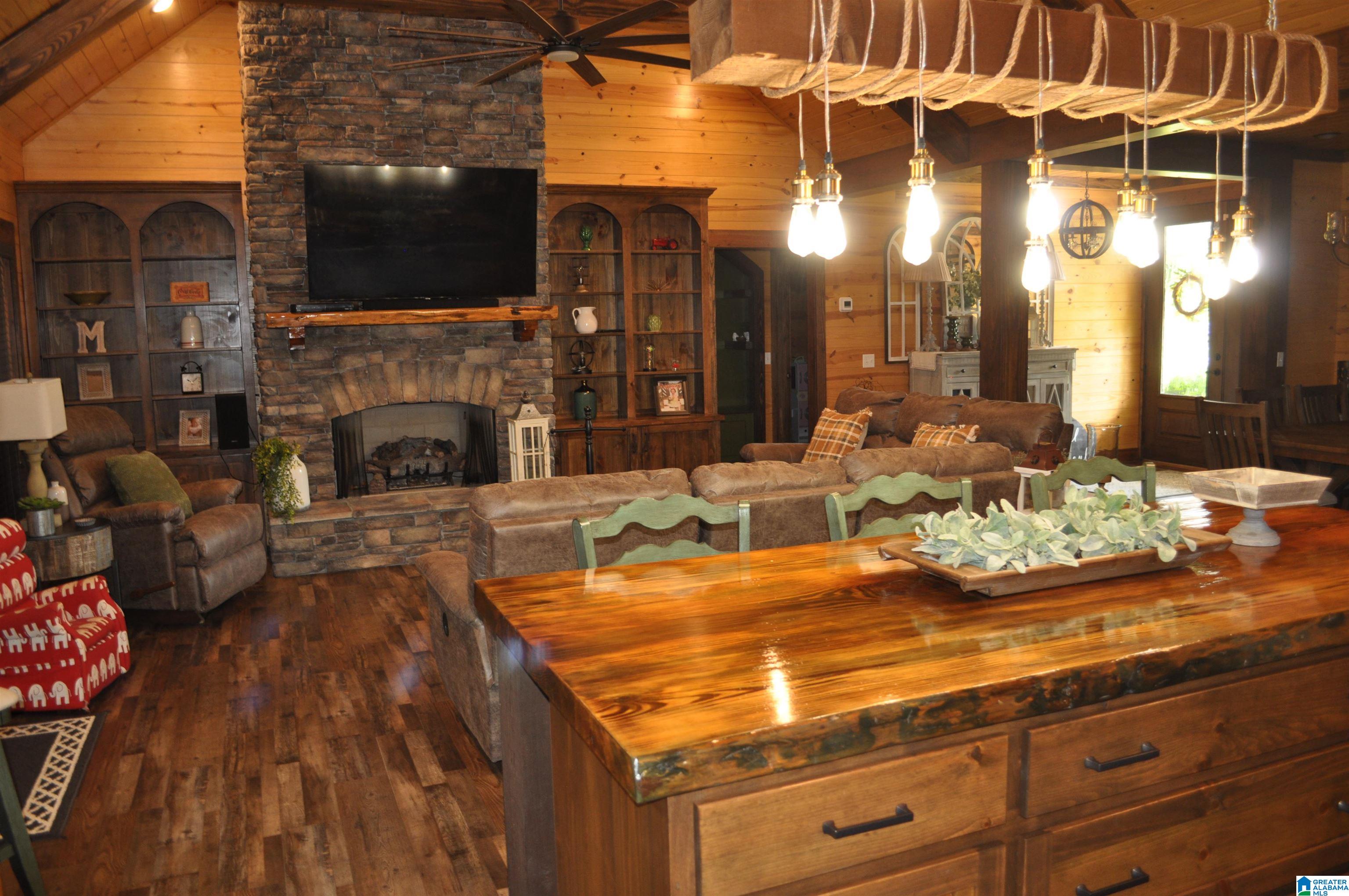 3039 Yellow Leaf Road Clanton, AL 35045 - Photo 4 of 36