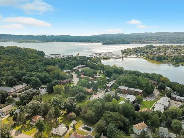 $3,500 | 126 Coachlight Square, Montrose, NY 10548