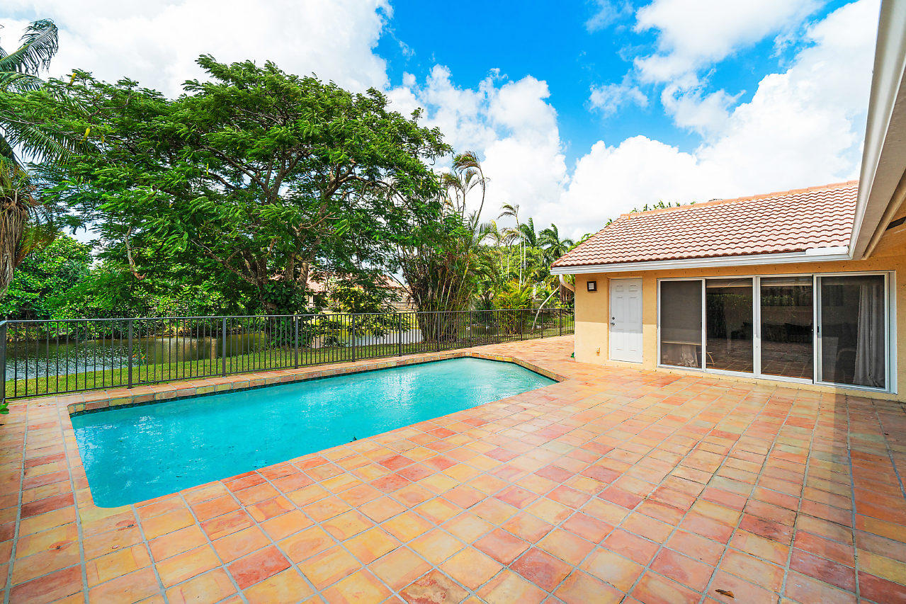 21077 Escondido Way Boca Raton, FL 33433 - Photo 26 of 37 026-21077EscondidoWay-BocaRaton-FL-small