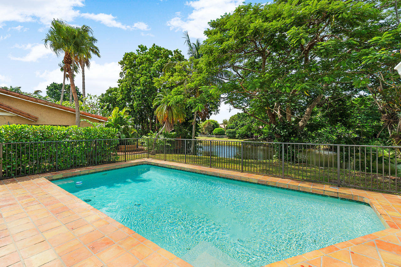 21077 Escondido Way Boca Raton, FL 33433 - Photo 27 of 37 027-21077EscondidoWay-BocaRaton-FL-small