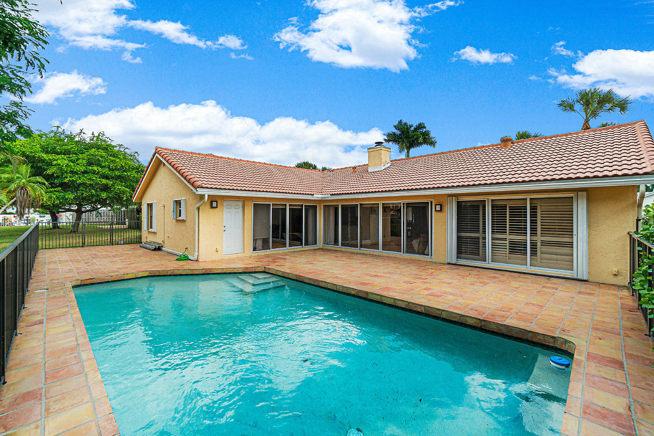 21077 Escondido Way Boca Raton, FL 33433 - Photo 28 of 37 028-21077EscondidoWay-BocaRaton-FL-small