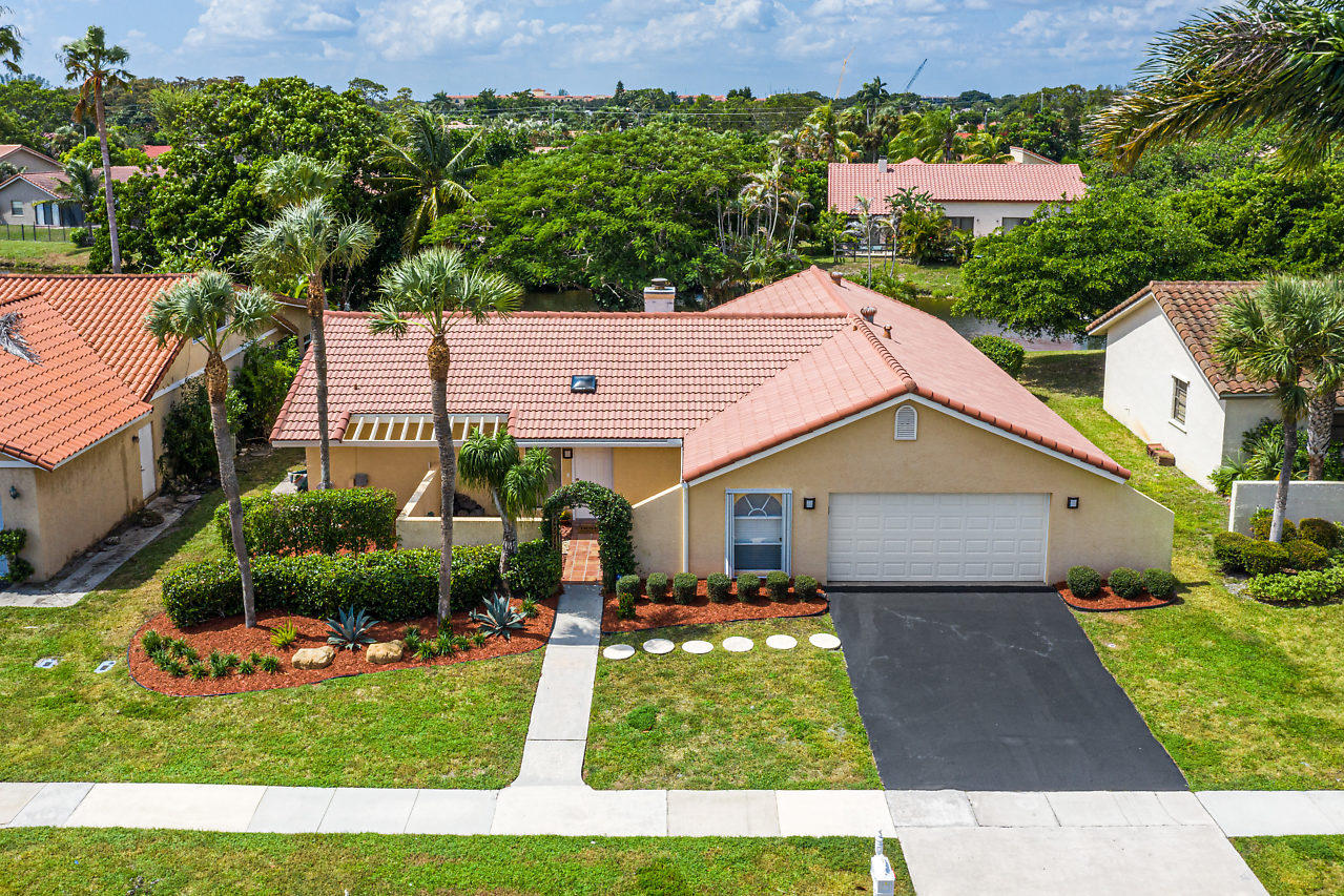 21077 Escondido Way Boca Raton, FL 33433 - Photo 32 of 37 032-21077EscondidoWay-BocaRaton-FL-small