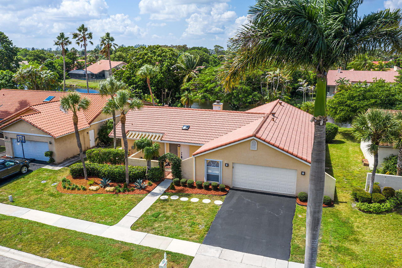21077 Escondido Way Boca Raton, FL 33433 - Photo 33 of 37 033-21077EscondidoWay-BocaRaton-FL-small