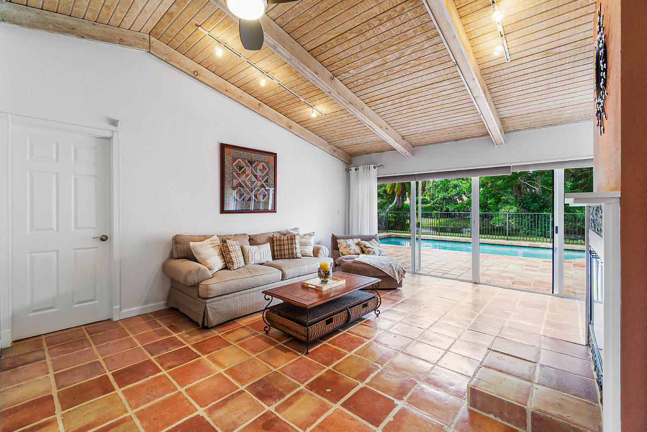 21077 Escondido Way Boca Raton, FL 33433 - Photo 8 of 37 008-21077EscondidoWay-BocaRaton-FL-small