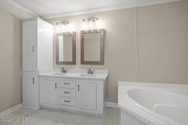 $279,900 | 190 Pickett Circle, Vass, NC 28394
