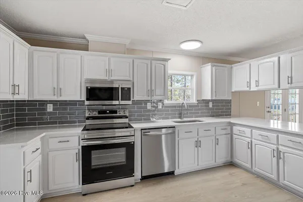 $279,900 | 190 Pickett Circle, Vass, NC 28394