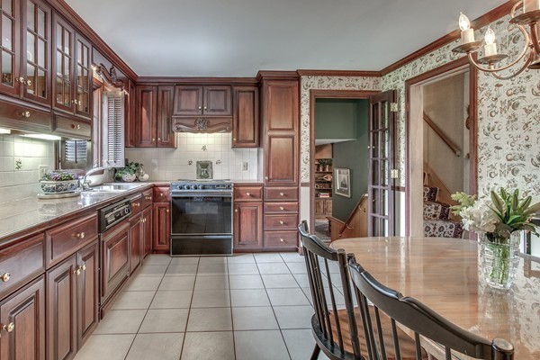 27 Ingleside Road Lexington, MA 02420 - Photo 3 of 21 Gallery Image 3