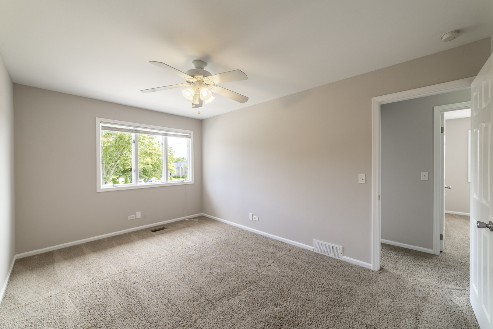 200 North Maple Street Addison, IL 60101 - Photo 52 of 95 Gallery Image 52