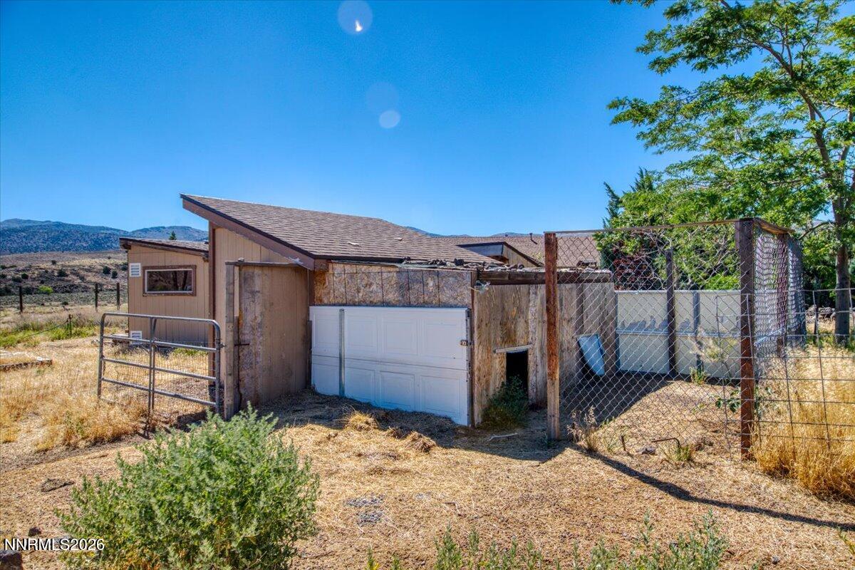 555 Serenity Place Reno, NV 89510 - Photo 45 of 67 Animal enclosure