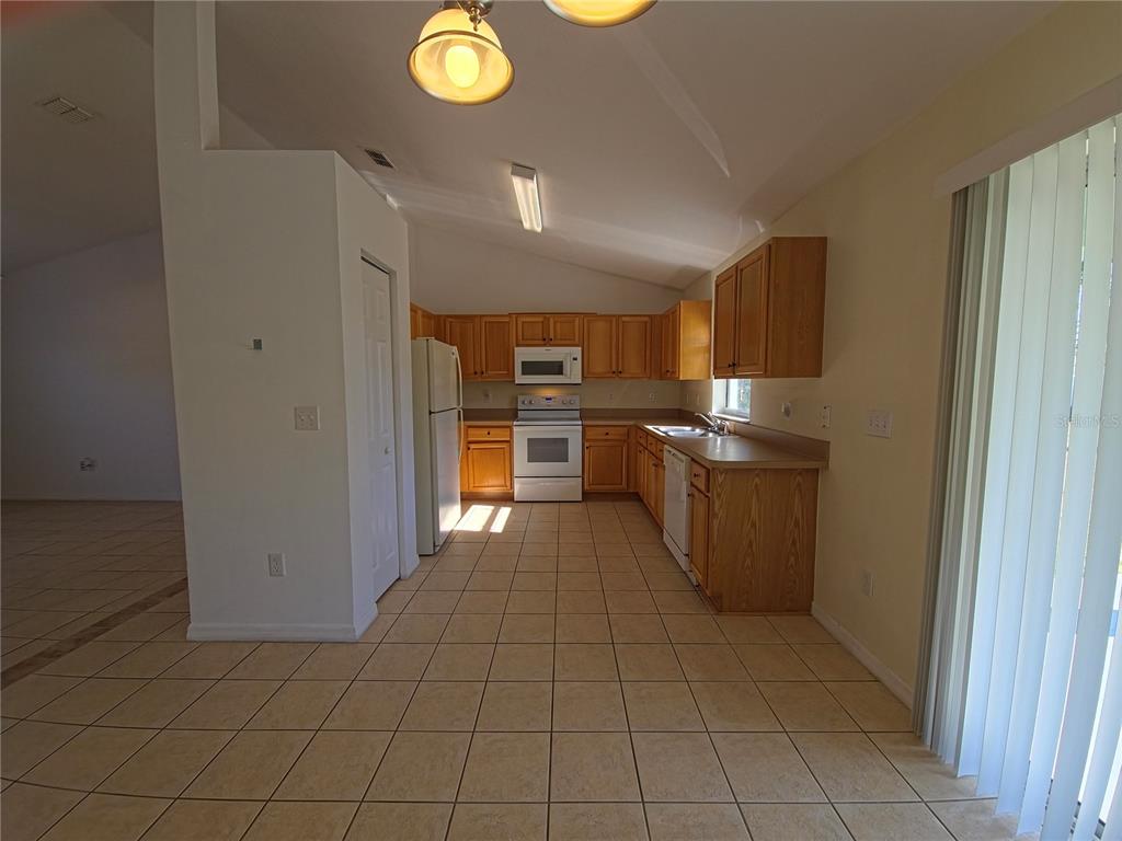 3648 Southwest 131st Place Road Ocala, FL 34473 - Photo 9 of 42