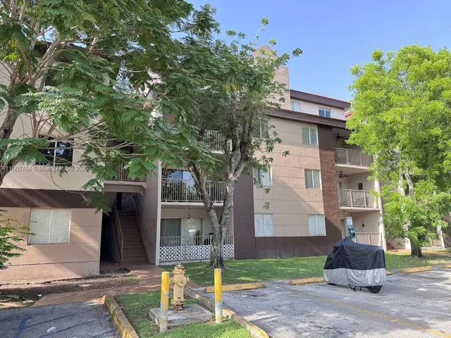 $235,000 | 15241 Southwest 80th Street, Unit 207, Miami, FL 33193