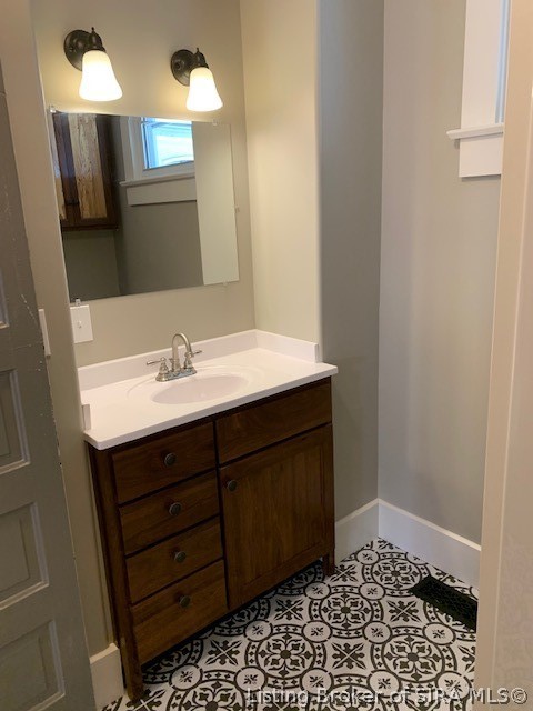 1928 East Spring Street New Albany, IN 47150 - Photo 33 of 51 Unit 1 bathroom
(currently rented)