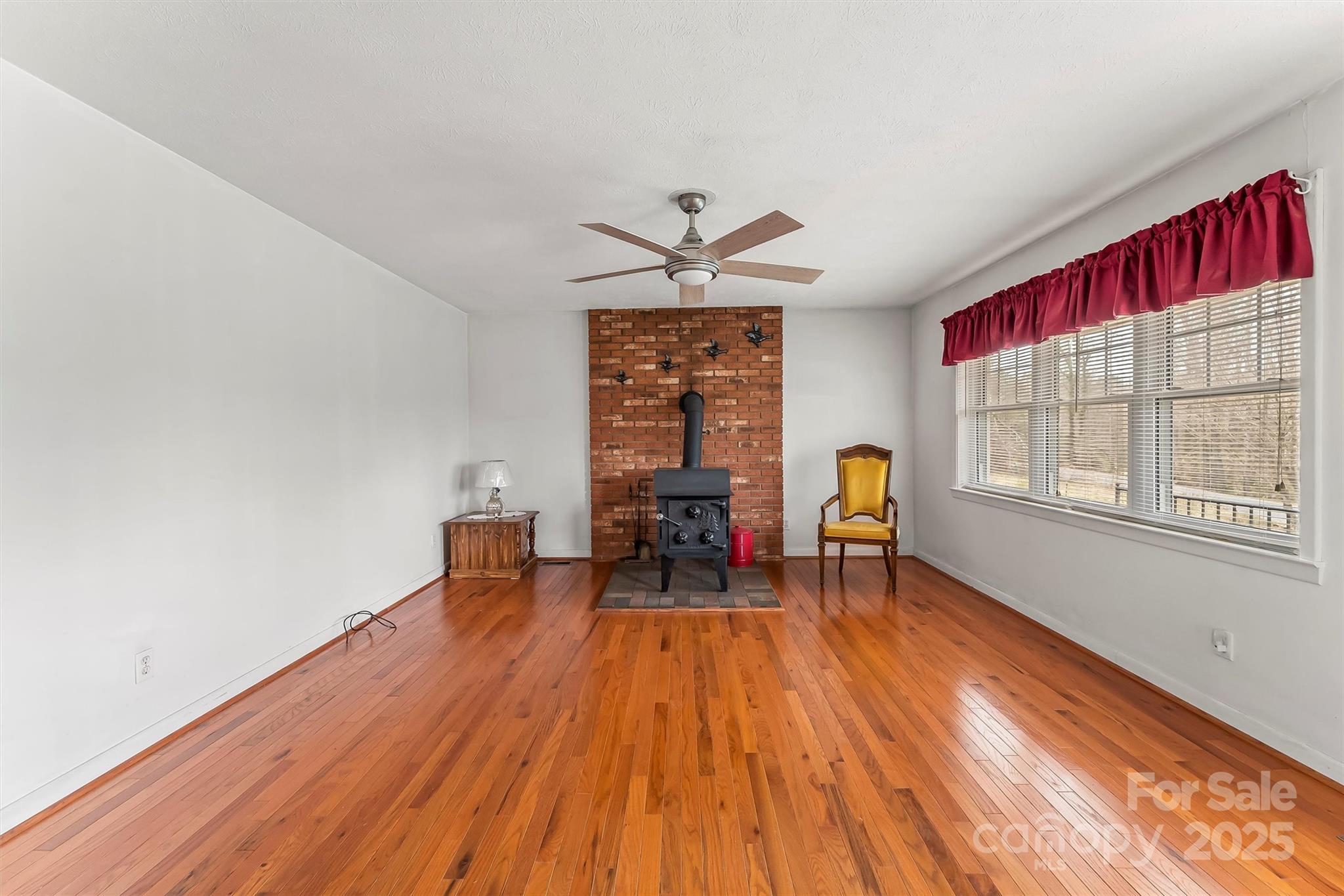113 Roby Williams Road Morganton, NC 28655 - Photo 5 of 32