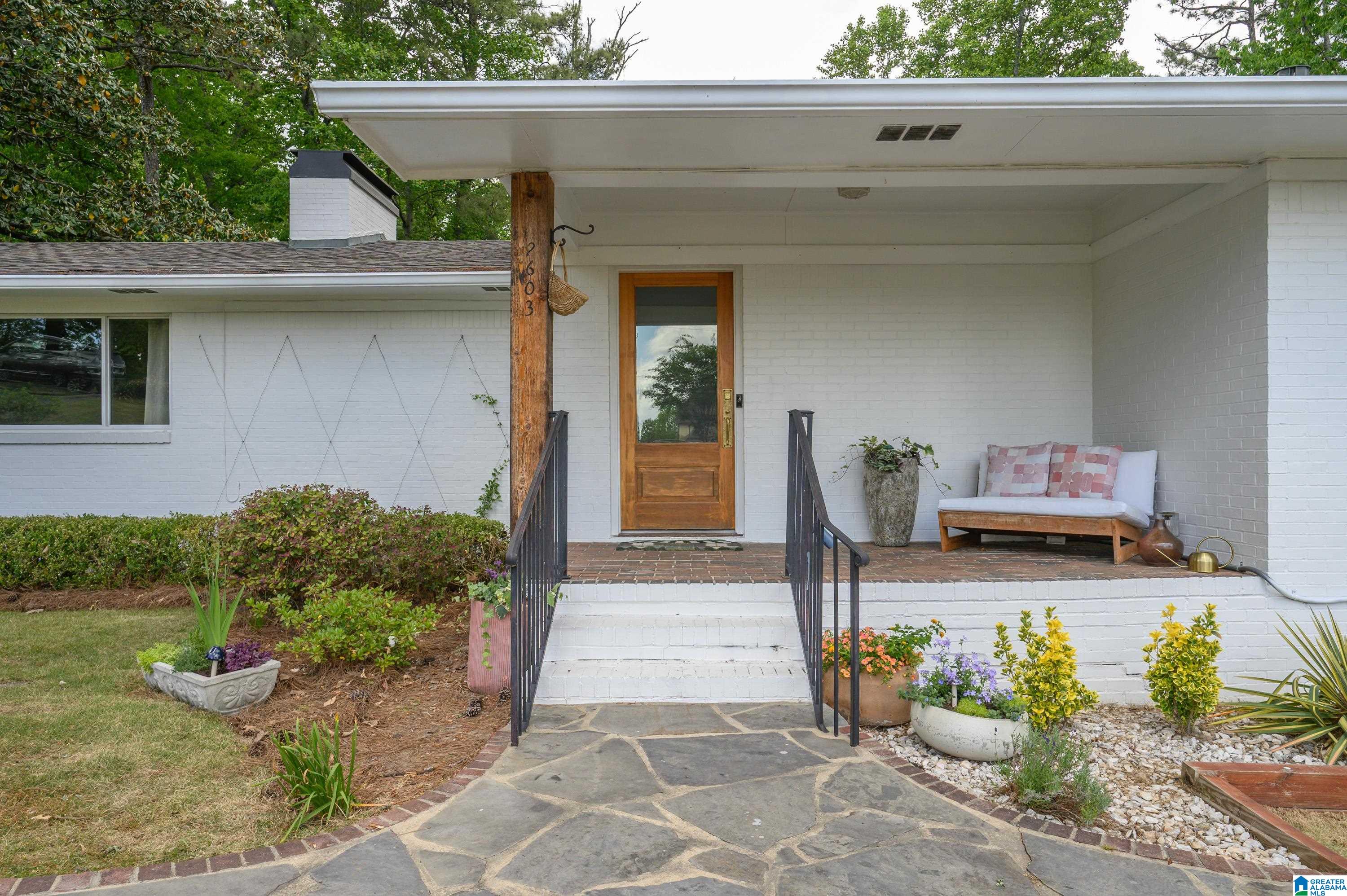 2603 Tyler Road Vestavia Hills, AL 35226 - Photo 6 of 65