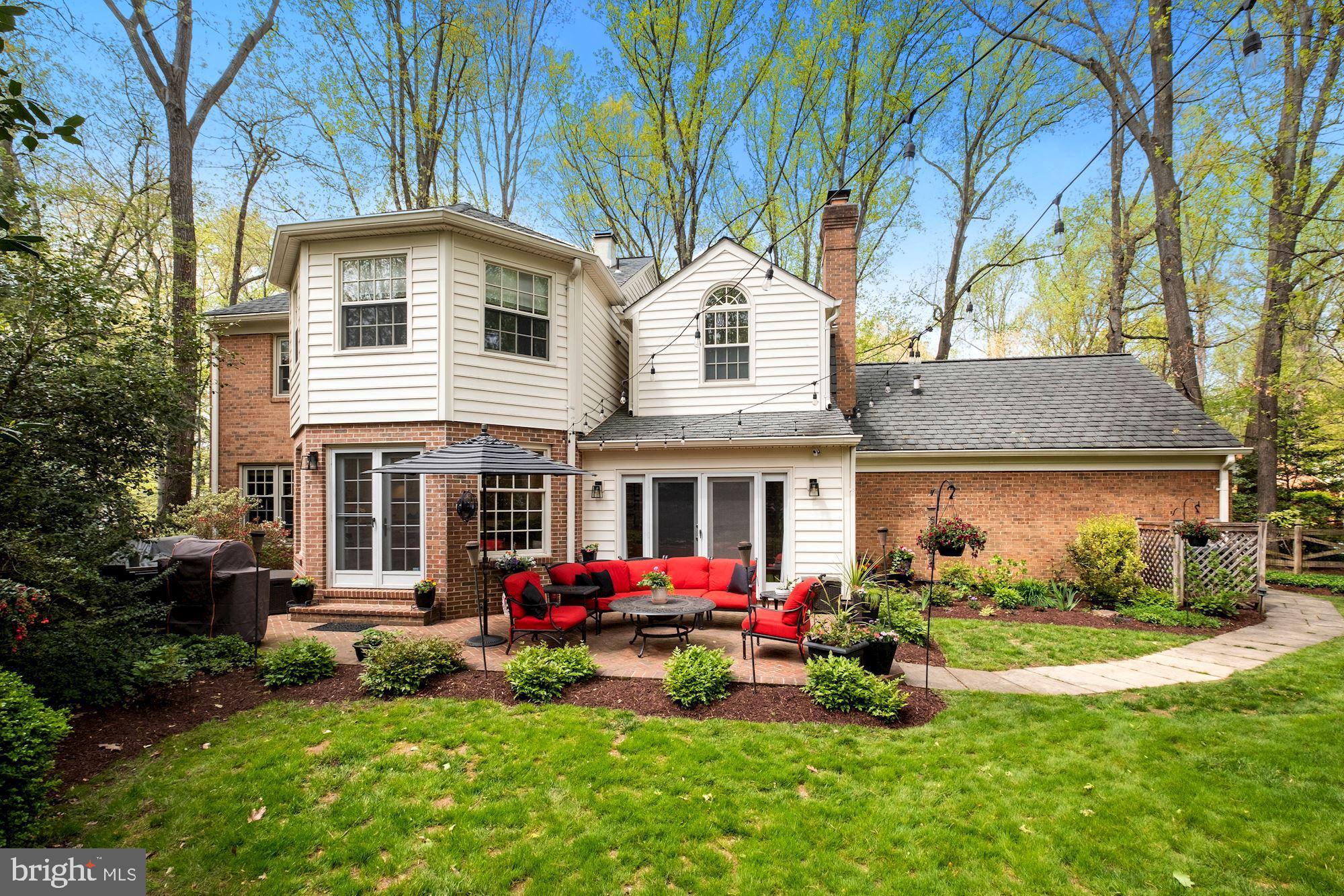 11833 Hunting Ridge Court Potomac, MD 20854 - Photo 2 of 50 Rear Elevation