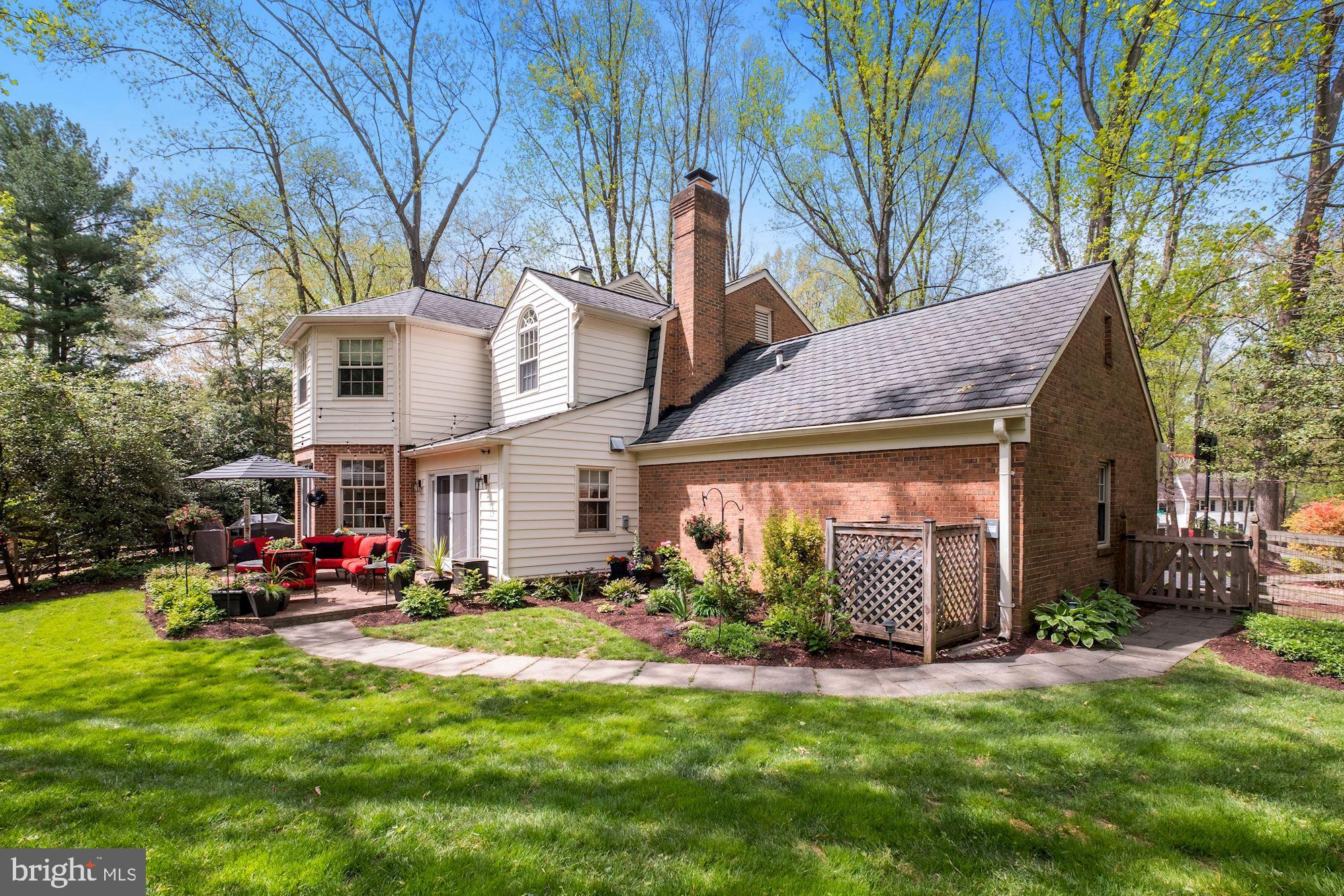 11833 Hunting Ridge Court Potomac, MD 20854 - Photo 46 of 50 Gallery Image 46