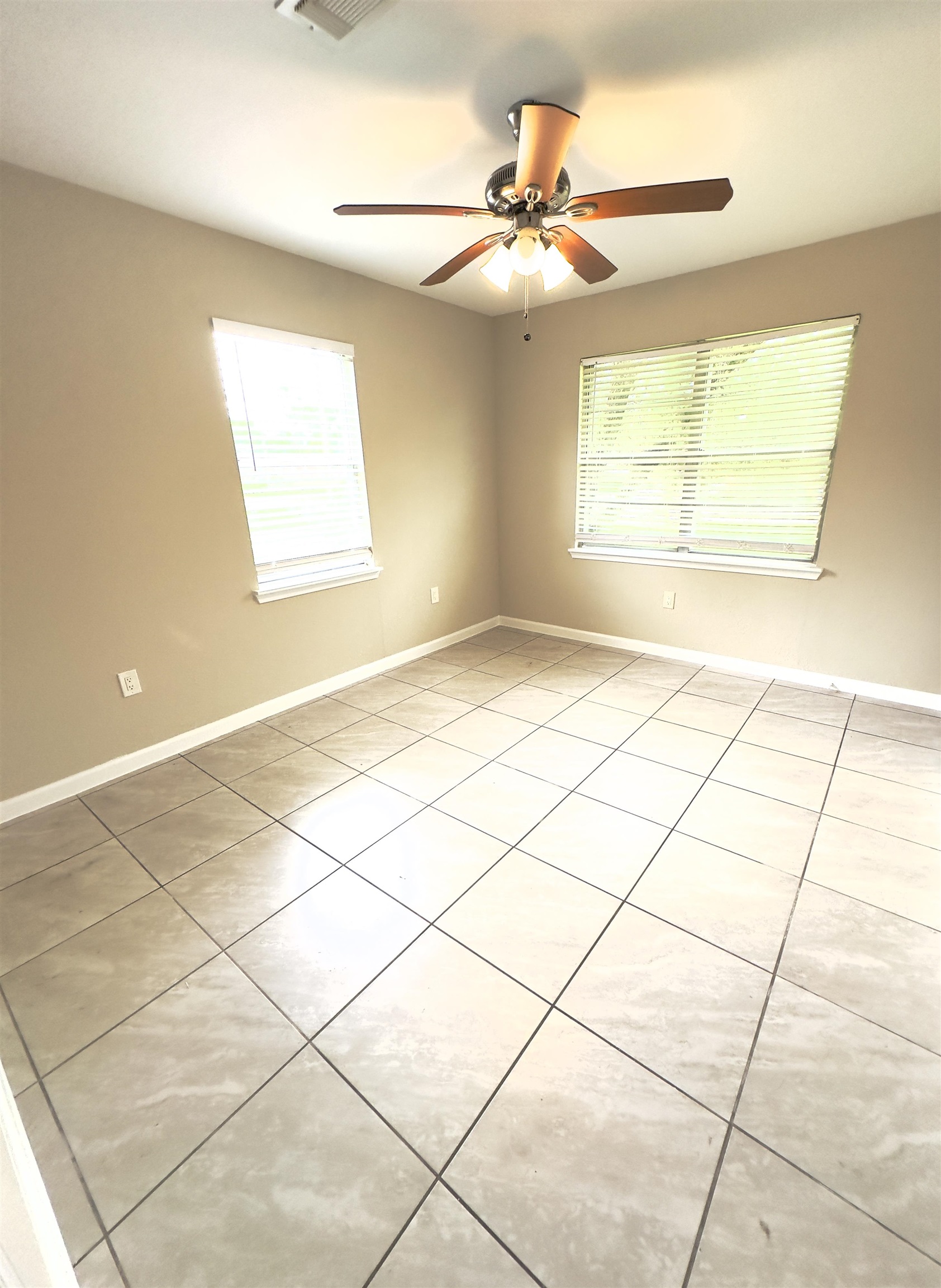 3414 Elinor Street Beaumont, TX 77705 - Photo 10 of 13