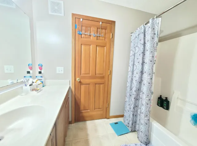 $284,900 | 952 Conner Street, Chaska, MN 55318