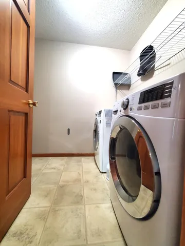 $284,900 | 952 Conner Street, Chaska, MN 55318