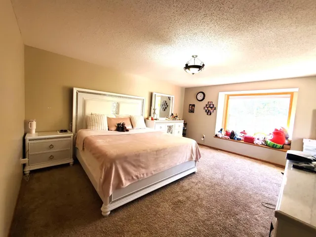 $284,900 | 952 Conner Street, Chaska, MN 55318