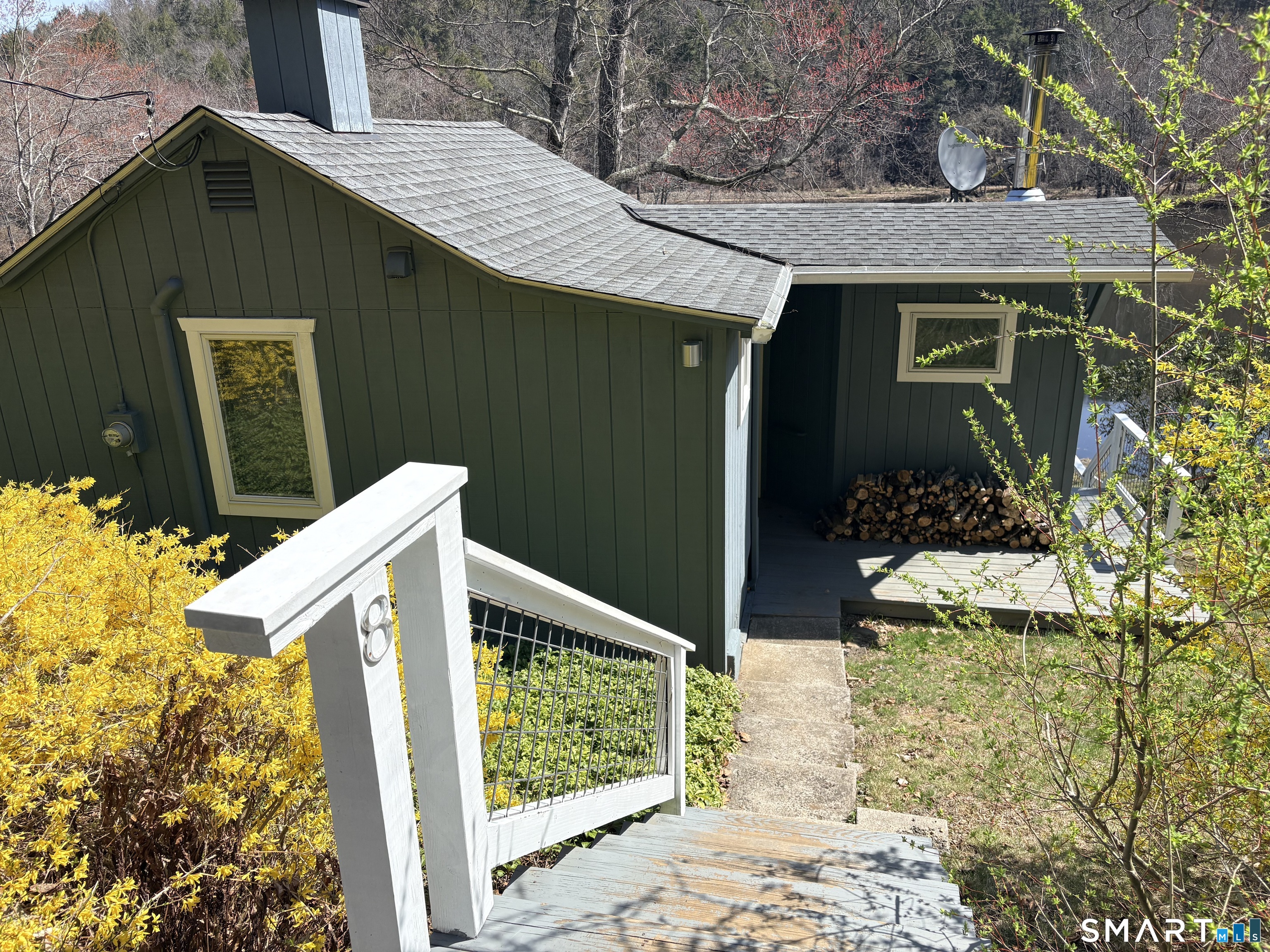 74 Cove Road, Unit 8 Haddam, CT 06424 - Photo 2 of 18