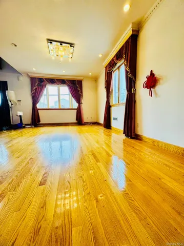 $1,799,000 | 34-41 201st Street | Auburndale