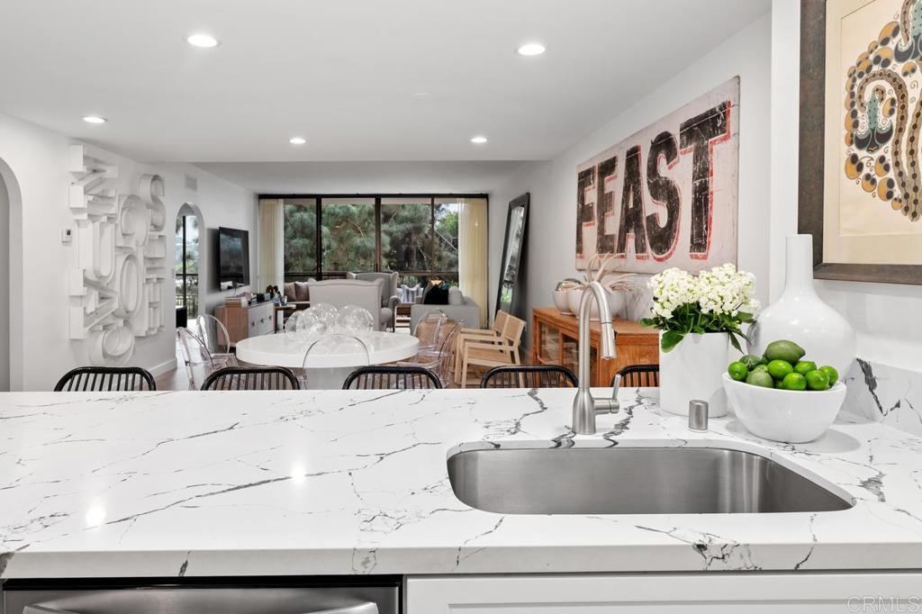 2500 Torrey Pines Road, Unit 201 La Jolla, CA 92037 - Photo 13 of 41