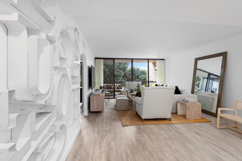 2500 Torrey Pines Road, Unit 201 La Jolla, CA 92037 - Photo 5 of 41