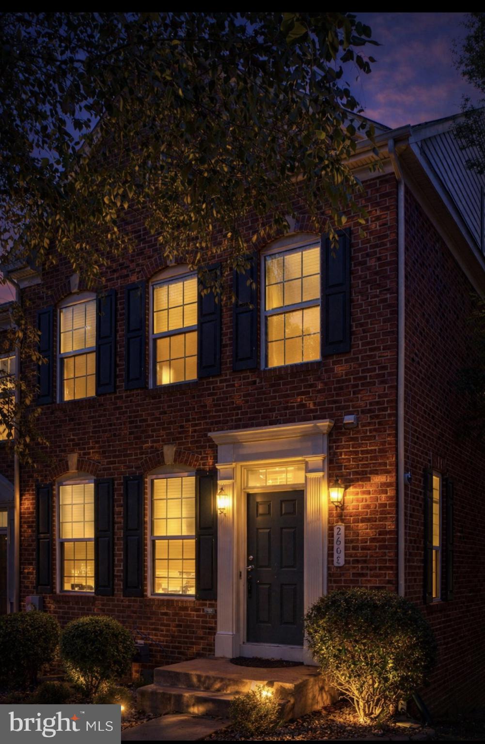 a front view of house with yard