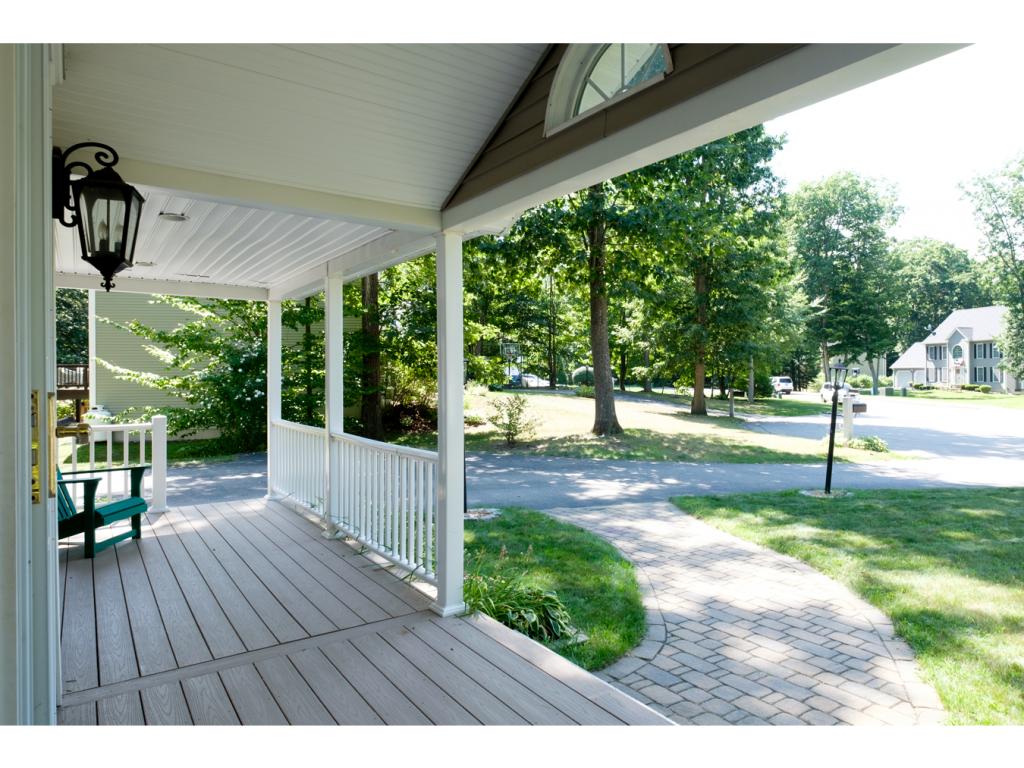 31 Woodland Road Dover, NH 03820 - Photo 2 of 34