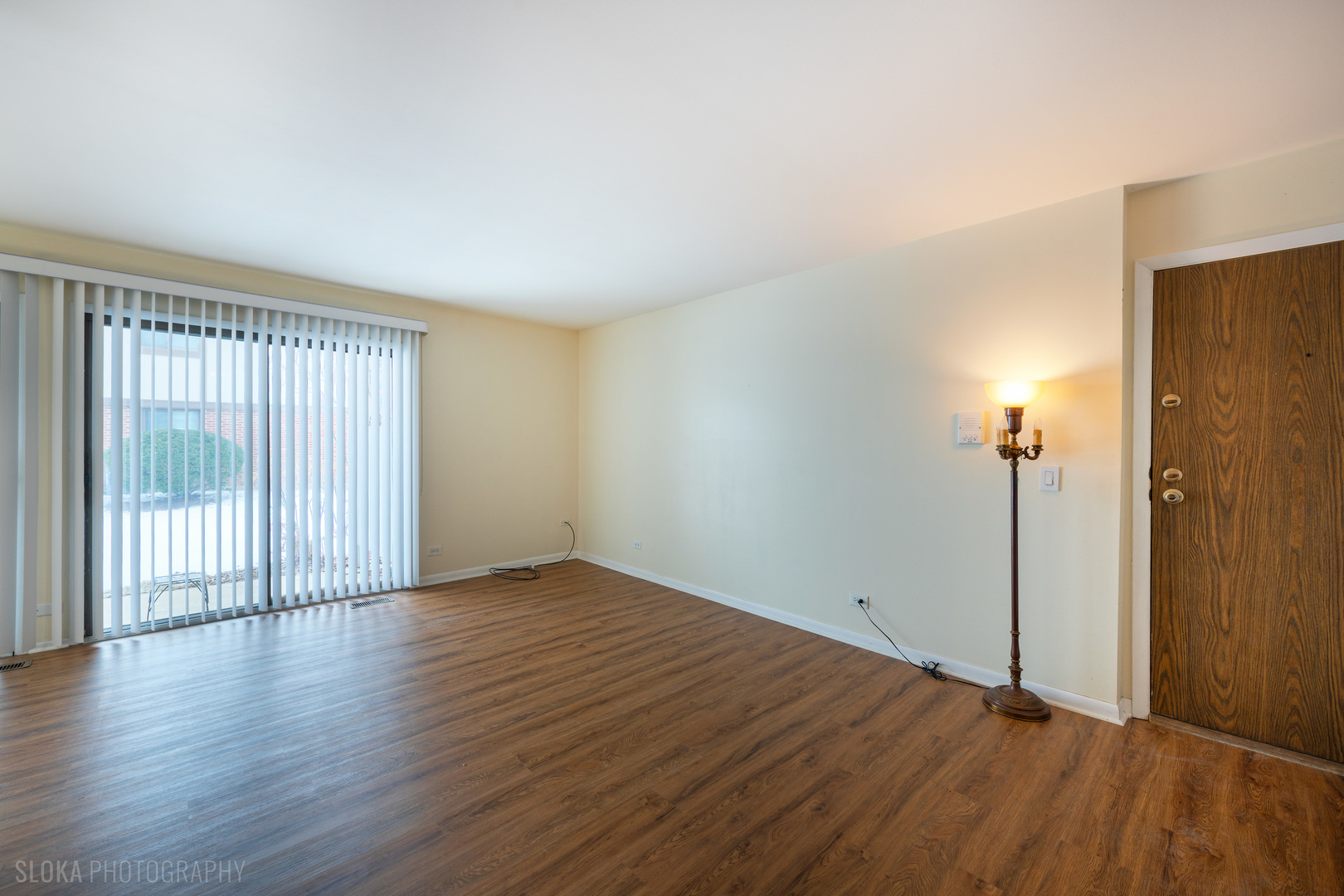1321 7 Pines Road, Unit C1 Schaumburg, IL 60193 - Photo 3 of 23