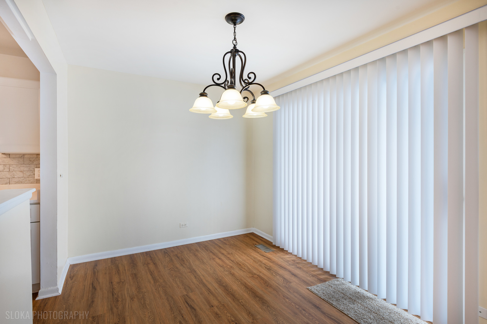 1321 7 Pines Road, Unit C1 Schaumburg, IL 60193 - Photo 8 of 23